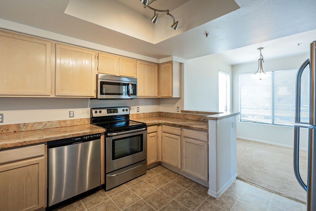 4925 E Desert Cove in Scottsdale, AZ - Building Photo