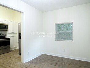 2071 Southampton Rd in Jacksonville, FL - Building Photo - Building Photo
