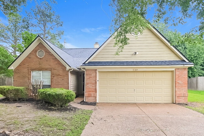 property at 8169 Oak Moss Cove