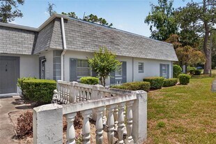 1567 SE 27th St in Ocala, FL - Building Photo