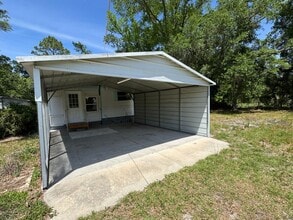 355 NE Rebecca Terrace in Lake City, FL - Building Photo - Building Photo