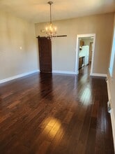 303 Themis St, Unit Themis St. Unit A in Cape Girardeau, MO - Foto de edificio - Building Photo