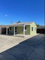 11266 Sheldon St in Sun Valley, CA - Building Photo