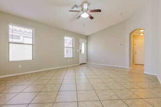 10857 E Arcadia Ave in Mesa, AZ - Building Photo - Building Photo