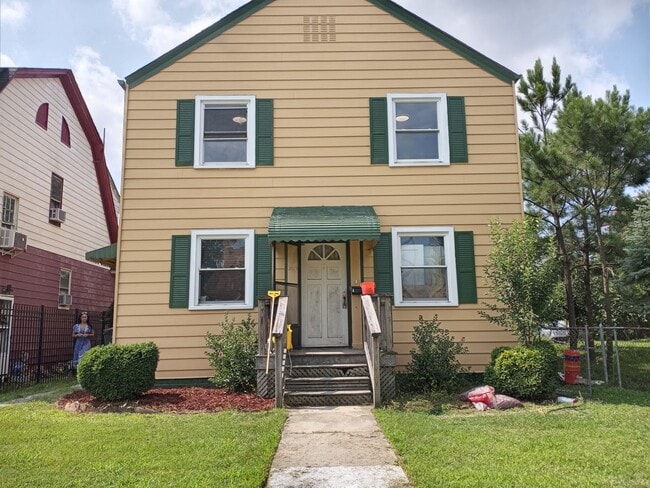 property at 2717 Marlboro Ave