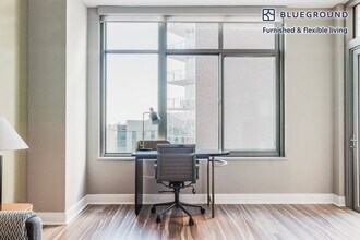 4800 Auburn Ave in Bethesda, MD - Foto de edificio - Building Photo