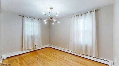 40 Howard St in Bloomfield, NJ - Building Photo - Building Photo