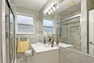 65 Holcolm Rd in Toronto, ON - Building Photo - Building Photo