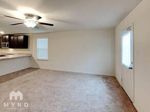 7331 Anchor Cyn in San Antonio, TX - Foto de edificio - Building Photo