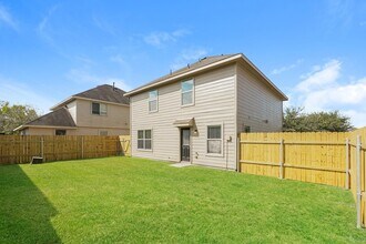 13103 Aiden Cir in Houston, TX - Building Photo - Building Photo