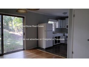231 Lansdowne Rd in Fayetteville, NC - Building Photo - Building Photo