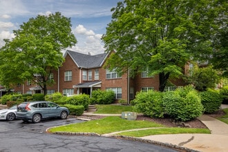 New Center Greens Garden Apartments in Hillsborough, NJ - Building Photo - Building Photo