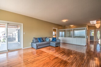 308 Marmot Ct in Vernon, BC - Building Photo - Building Photo