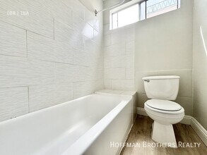 5452 Sierra Vista Ave, Unit 306 in Los Angeles, CA - Building Photo - Building Photo