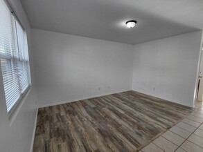 24444 Sounder Ln in Waynesville, MO - Building Photo - Building Photo