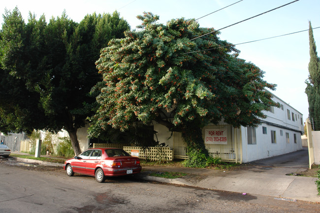 Fulcher Apartments in North Hollywood, CA - Building Photo - Building Photo