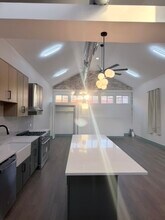 1806 S Jefferson St in Chicago, IL - Foto de edificio - Building Photo