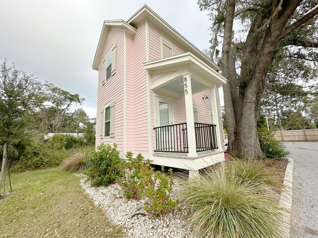 property at 855 SW 5th Terrace