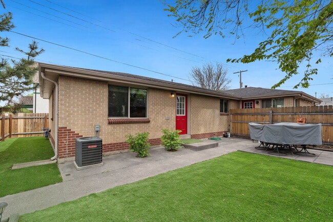 property at 1814 E 31st Ave