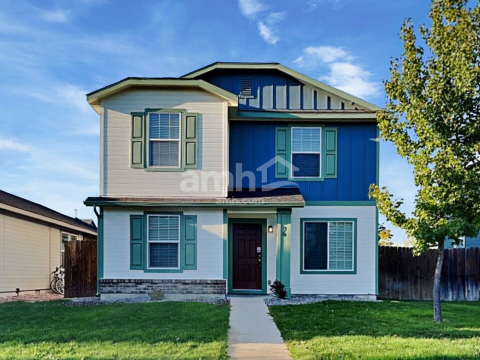 96 W White Sands Dr in Meridian, ID - Foto de edificio