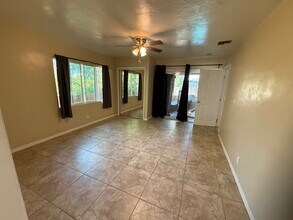 5430 Mary Lane Dr in San Diego, CA - Building Photo - Building Photo