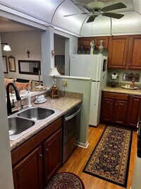 100 Sweetgum Woods Ct photo'