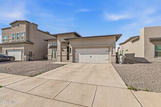 925 Louisiana Downs Ave in El Paso, TX - Building Photo - Building Photo