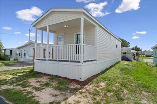 34 Betty Dr in Lake Placid, FL - Building Photo