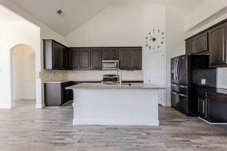 209 Soaring Hill Blvd in Fort Worth, TX - Building Photo - Building Photo