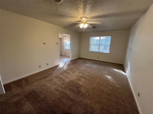 2209 N Woods St in Sherman, TX - Building Photo - Building Photo