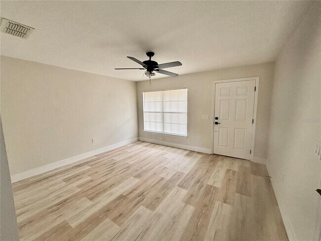 162 Cascade St in Deltona, FL - Building Photo - Building Photo