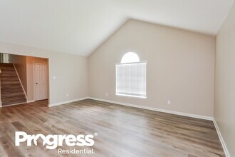 6474 Rebecca Way in Lithonia, GA - Building Photo - Building Photo