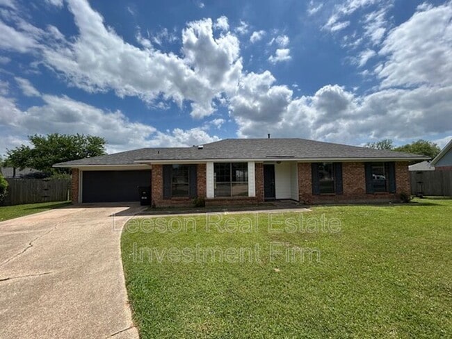 property at 5410 Mary Dr