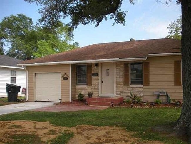 property at 2107 Helena Ave