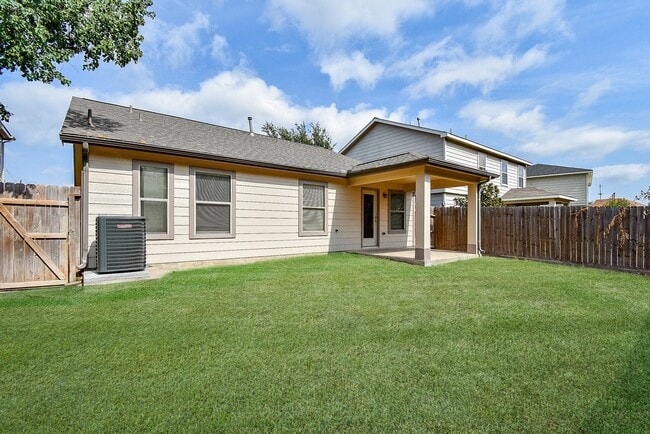 29223 Legends Bluff Dr in Spring, TX - Building Photo - Building Photo