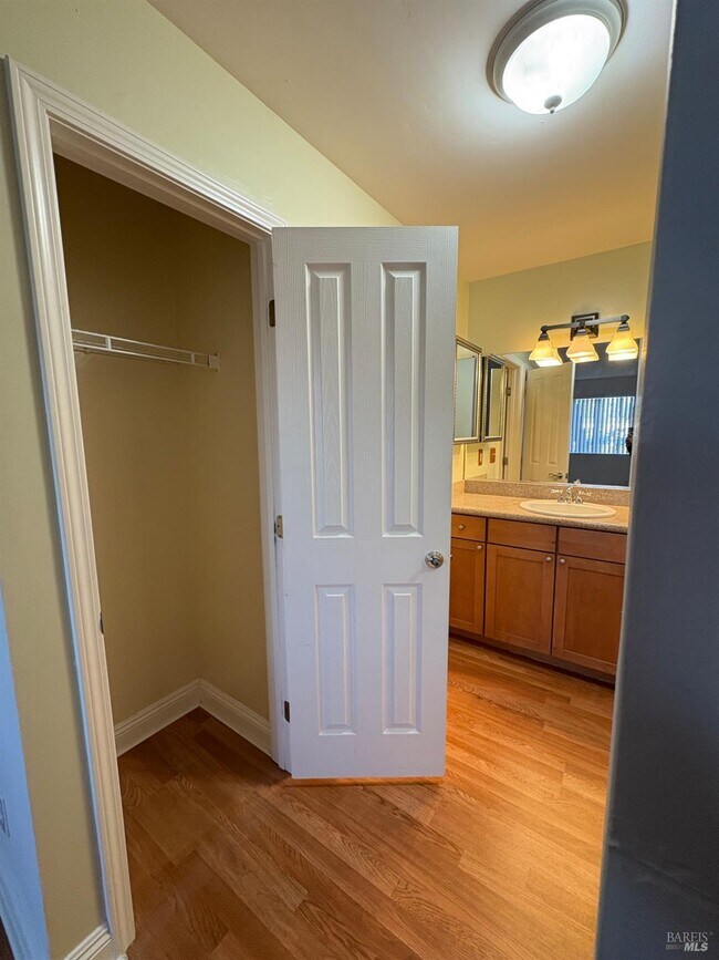 297 Enterprise Dr in Rohnert Park, CA - Building Photo - Building Photo