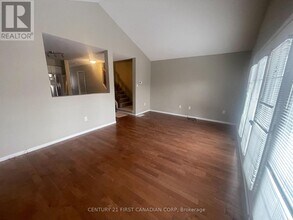 1824 Bloom Crescent in London, ON - Building Photo - Building Photo