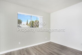 1490 W Lambert Rd in La Habra, CA - Building Photo - Building Photo