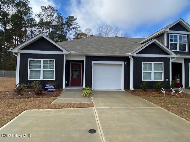 1607 Bellamy Pl Dr in Leland, NC - Foto de edificio