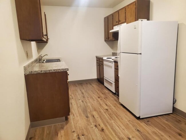 property at 1320 9th St S
