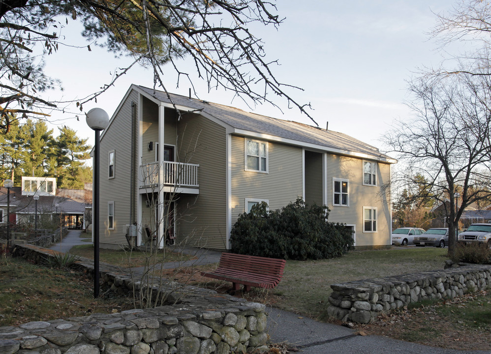 19 Shattuck St in Littleton, MA - Foto de edificio