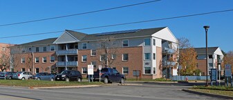 Country Lane Co-Operative Home Inc in St Catharines, ON - Building Photo