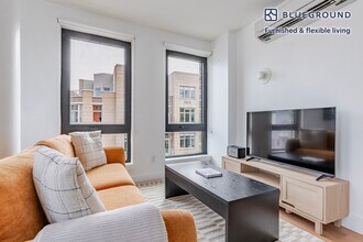 130 Hope St, Unit SI FL6-ID2226 in Brooklyn, NY - Foto de edificio - Building Photo