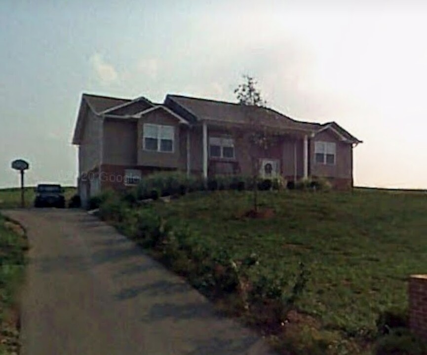 1415 Korey Blvd in Sevierville, TN - Building Photo