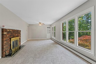 76 Upton Rd in Lagrangeville, NY - Building Photo - Building Photo