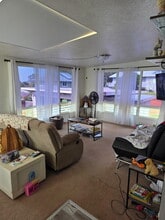 29 Ai St in Makawao, HI - Foto de edificio - Building Photo