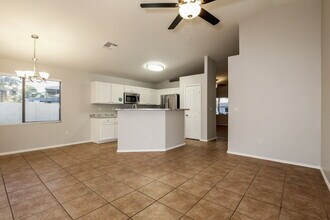 2030 E Wahalla Ln in Phoenix, AZ - Building Photo - Building Photo