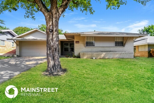 property at 2205 Marvel Dr