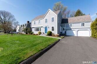 187 Dolphin Cove Quay in Stamford, CT - Building Photo - Building Photo