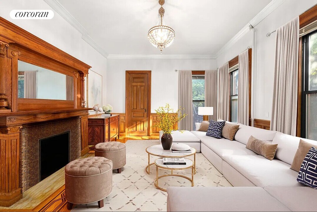 421 Convent Ave in New York, NY - Building Photo
